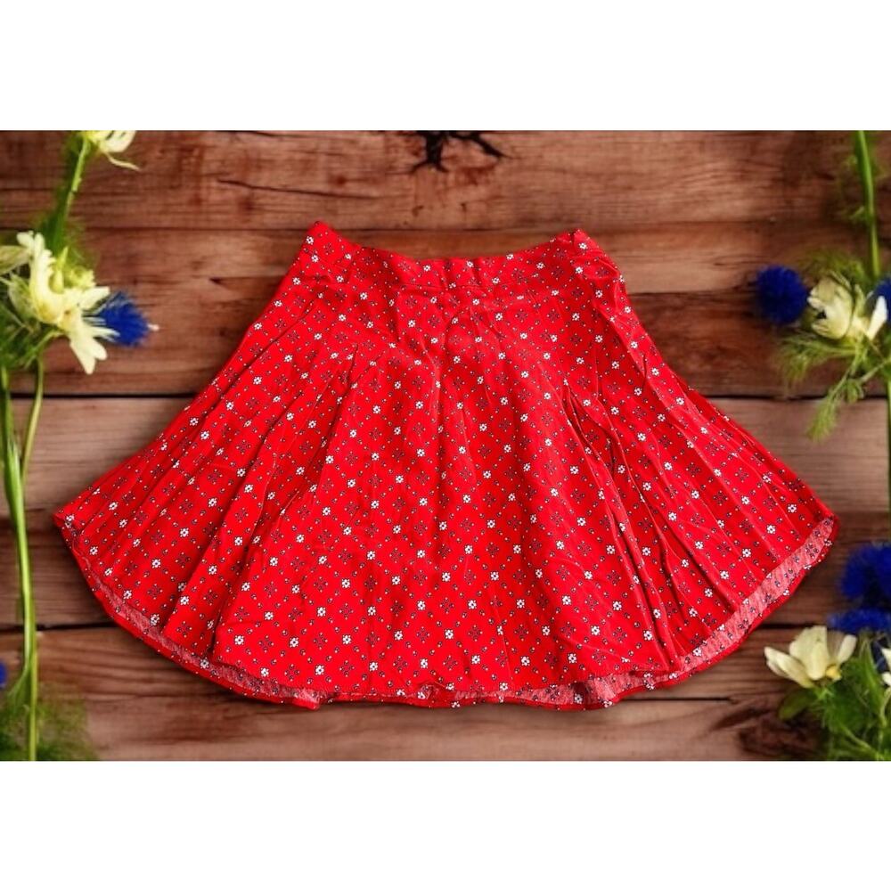 Urban Outfitters Cooperative Red Floral Skater Mini Skirt Sz 0 Garden Girl